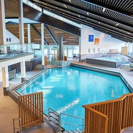 Lejlighed 41 - Im Rottalblick - Suedlaendischen Flair Geniessen Mit Bademantelgang Zur Therme, Tv, Balkon Und Persoenlichem Gaesteempfang Von Astarte Estate